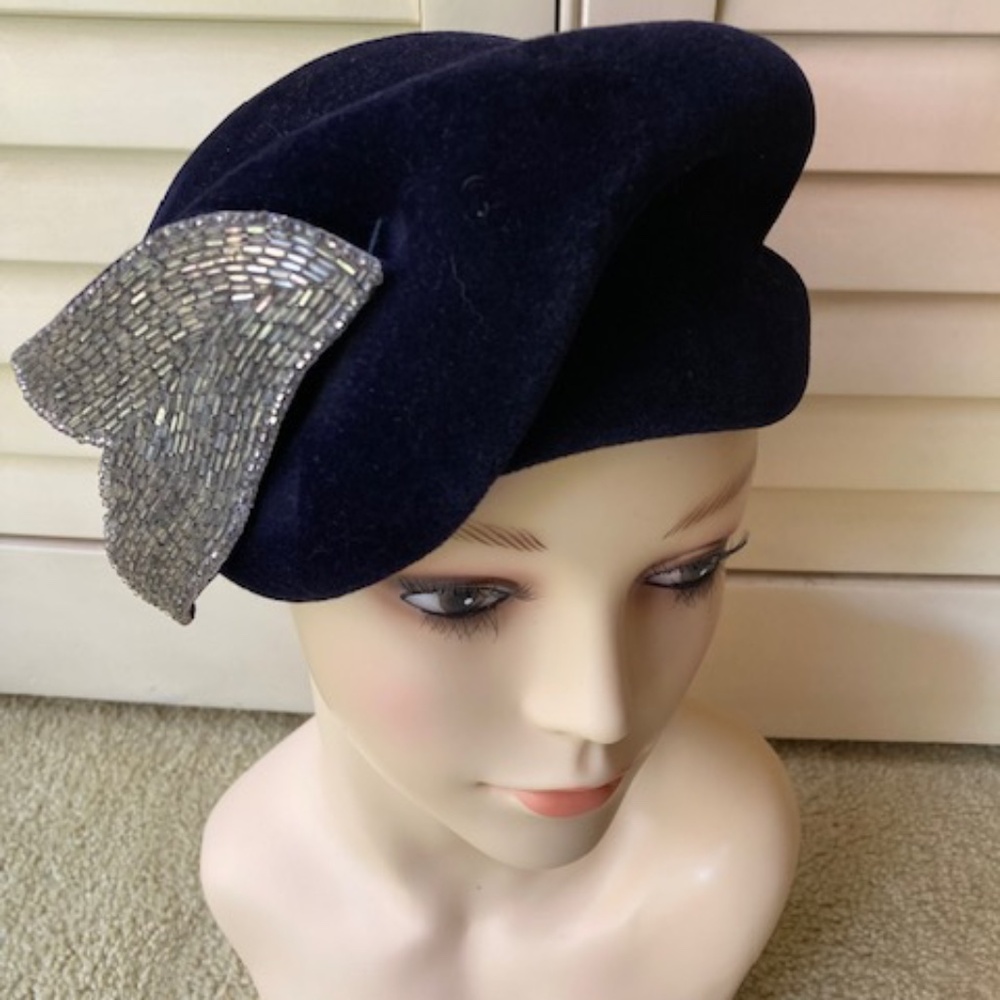 Vintage Navy Blue Carol Hat from Italy - Picture 5 of 15